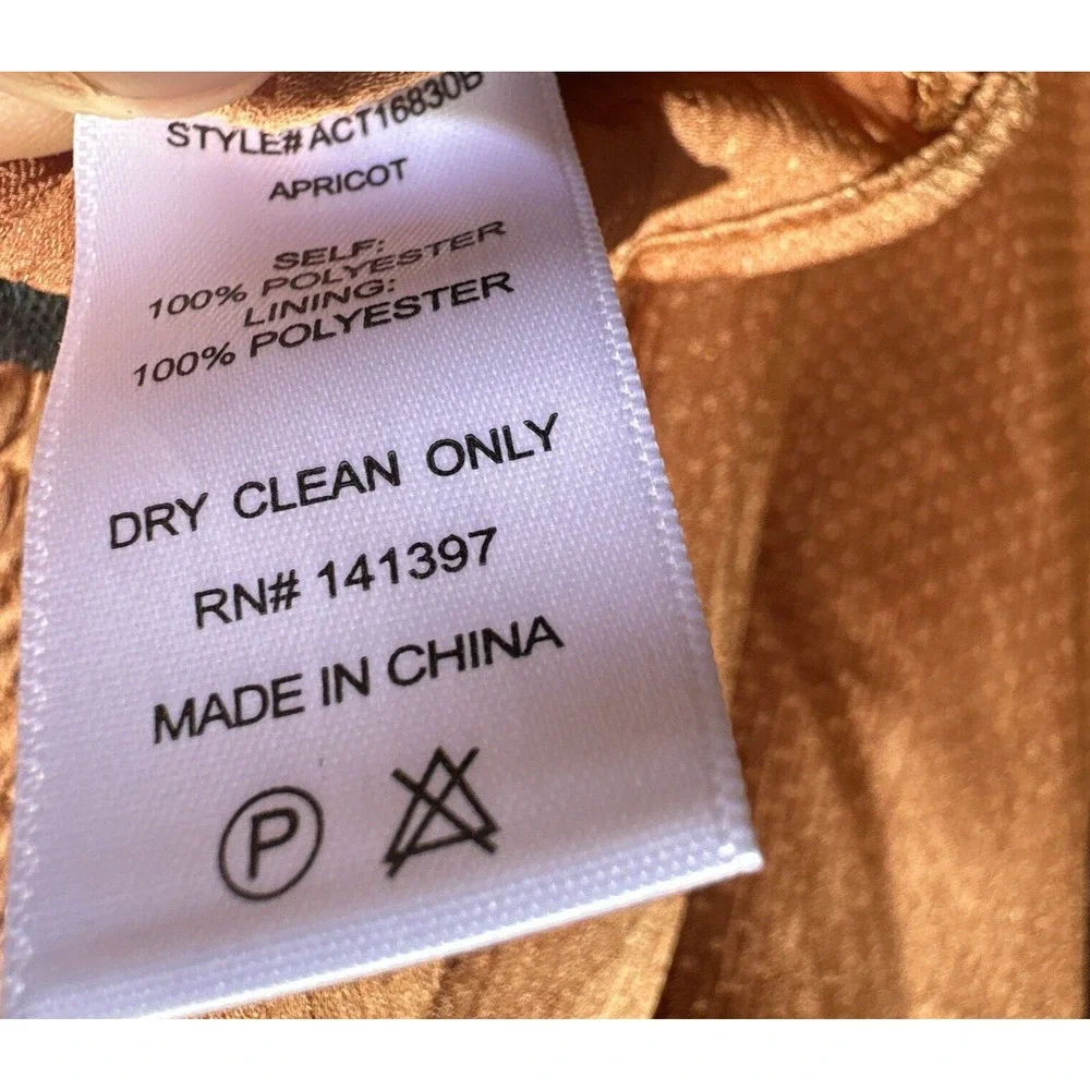 NWT ASTR the label LOVE SONG RUCHED FRONT LONG SLEEVE TOP Apricot Med - Picture 9 of 9